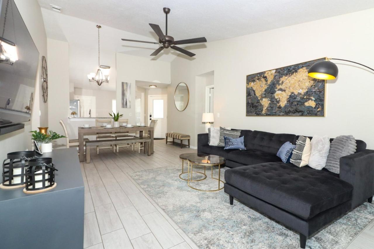 Lilys Stylish Villa Close To Disney Ideal For Long Stays Orlando Bagian luar foto