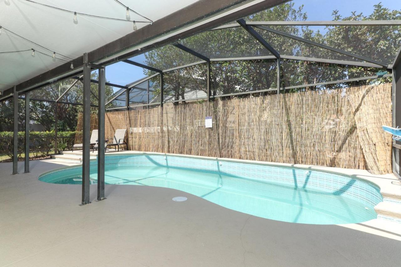 Lilys Stylish Villa Close To Disney Ideal For Long Stays Orlando Bagian luar foto