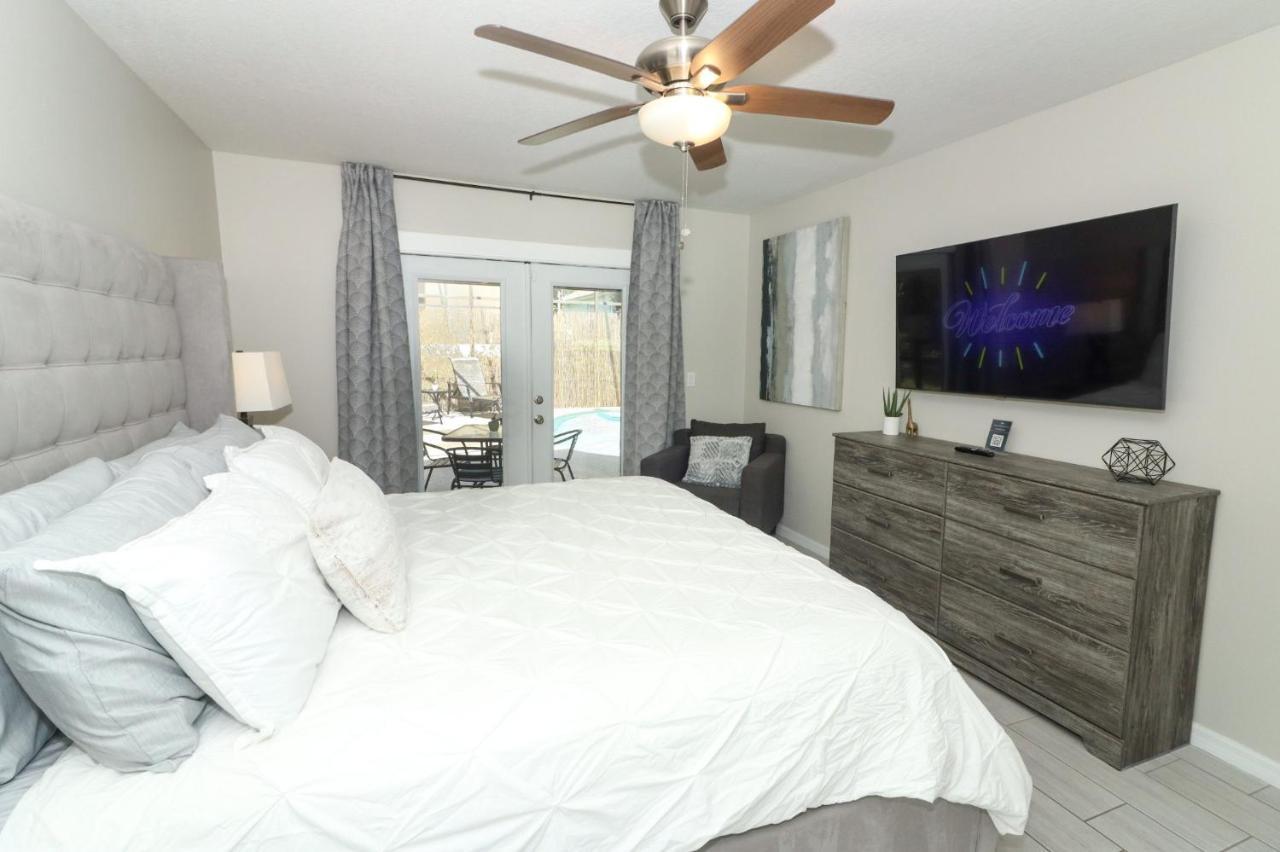 Lilys Stylish Villa Close To Disney Ideal For Long Stays Orlando Bagian luar foto