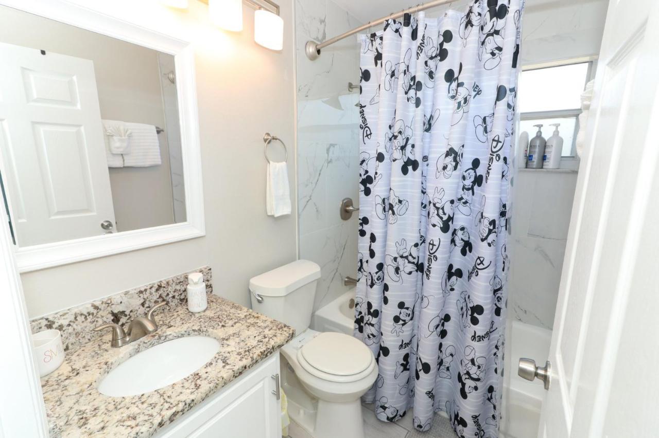 Lilys Stylish Villa Close To Disney Ideal For Long Stays Orlando Bagian luar foto